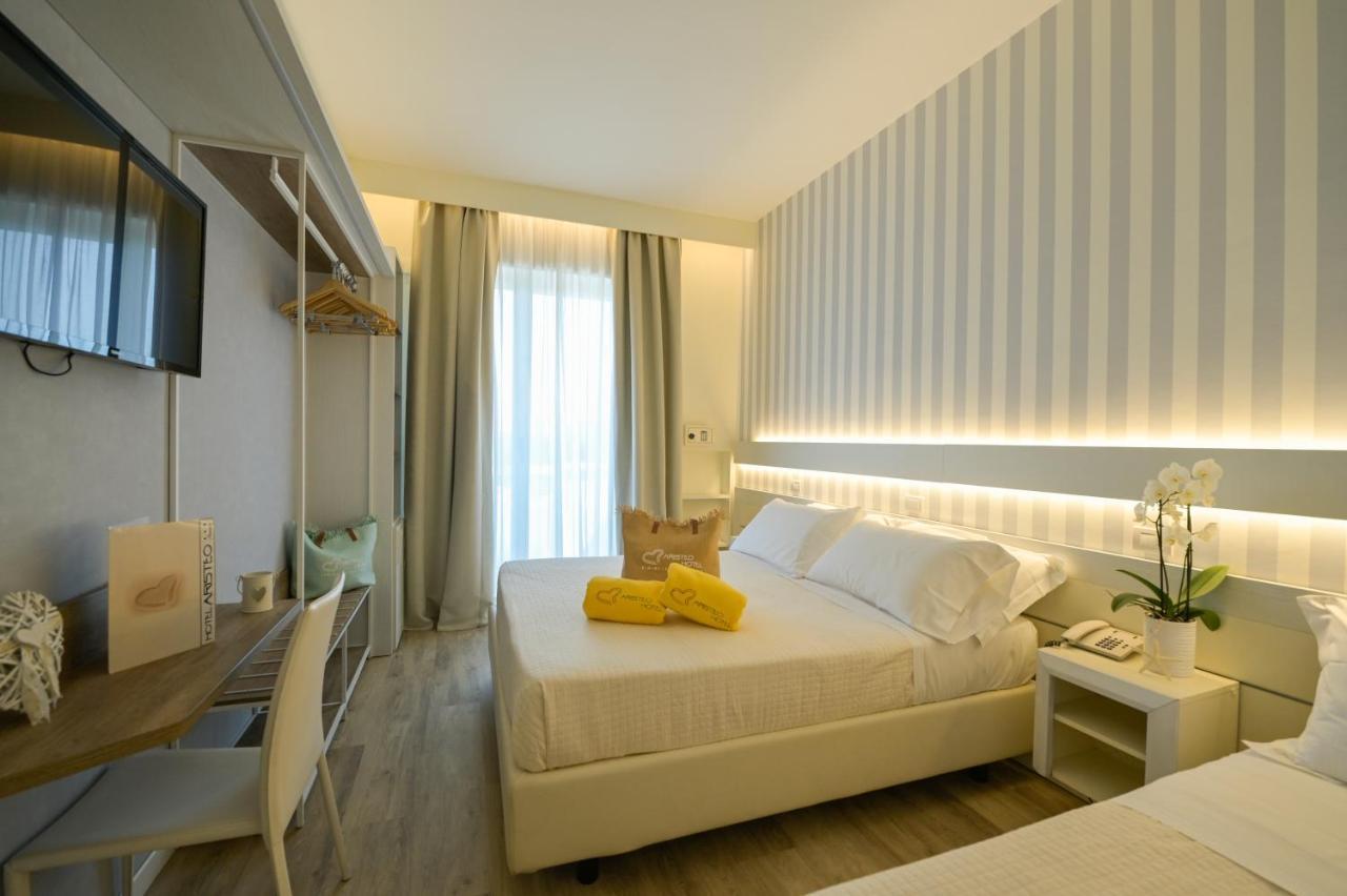 Hotel Aristeo Rimini Zewnętrze zdjęcie